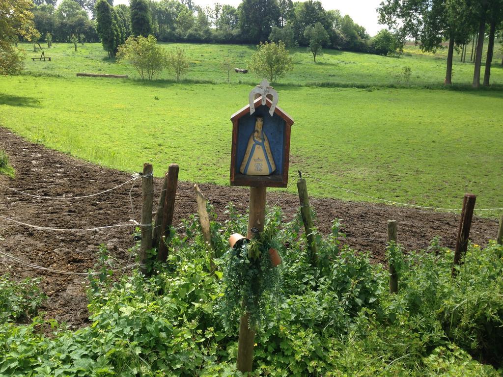 B&B De Henehoeve Heks Екстериор снимка